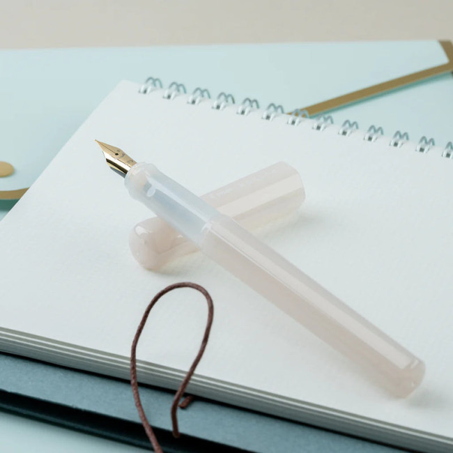 Перьевая ручка Pilot Kakuno Pen Madoromi Series Ivory