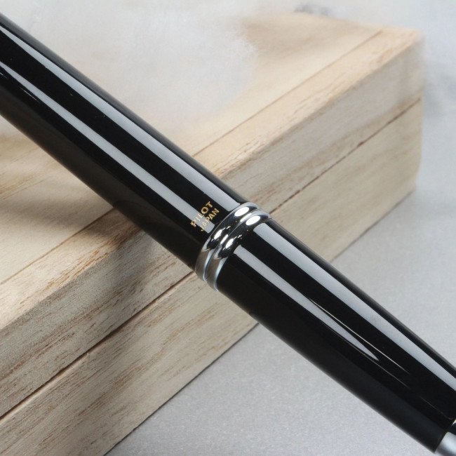 Перова ручка Pilot Capless Rhodium Trims Чорна з висувним пером Перова ручка Pilot Capless Rhodium Trims Чорна з висувним пером