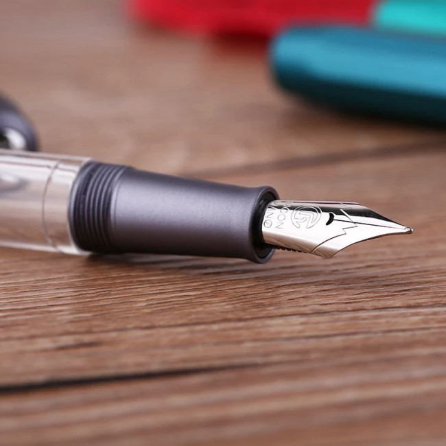 Перова ручка Moonman T1 Сіра із вбудованою пошневою системою Перова ручка Moonman T1 Сіра із вбудованою пошневою системою