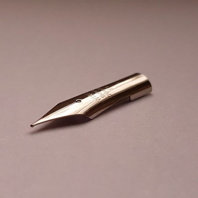 Китайское перо для ручек Pilot