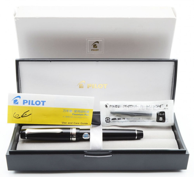 Перьевая ручка Pilot Custom Heritage 912 Золотое перо Черная Перьевая ручка Pilot Custom Heritage 912 Золотое перо Черная