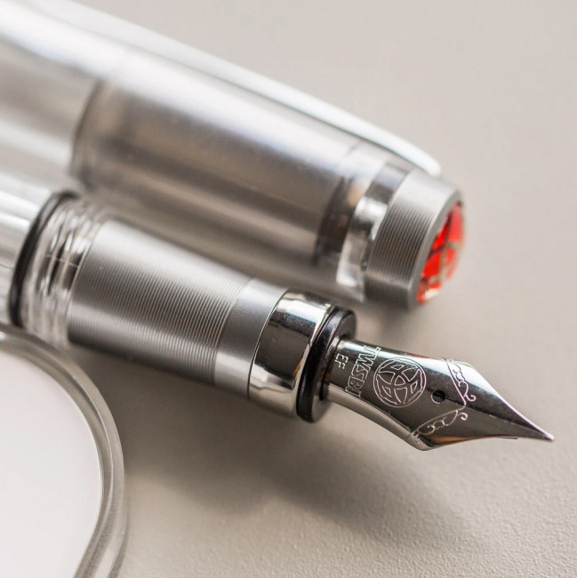 Перьевая ручка TWSBI Diamond 580ALR Nickel Gray Демонстратор Перьевая ручка TWSBI Diamond 580ALR Nickel Gray Демонстратор