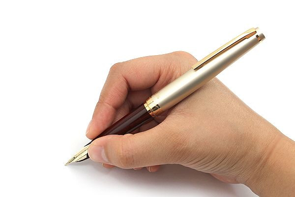 Перьевая ручка Pilot Elite 95S Бордовая с золотым пером Перьевая ручка Pilot Elite 95S Бордовая с золотым пером