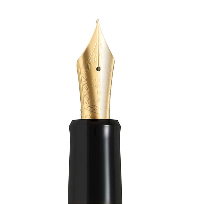 Перьевая ручка с золотым пером Pilot Custom 742 Black Перьевая ручка с золотым пером Pilot Custom 742 Black