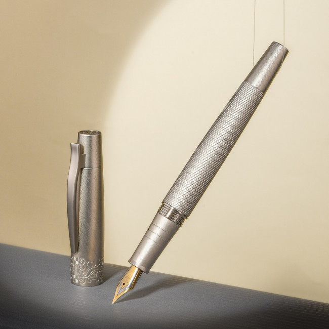 Перьевая ручка HongDian 6013 Серебрянная Перьевая ручка HongDian 6013 Серебрянная