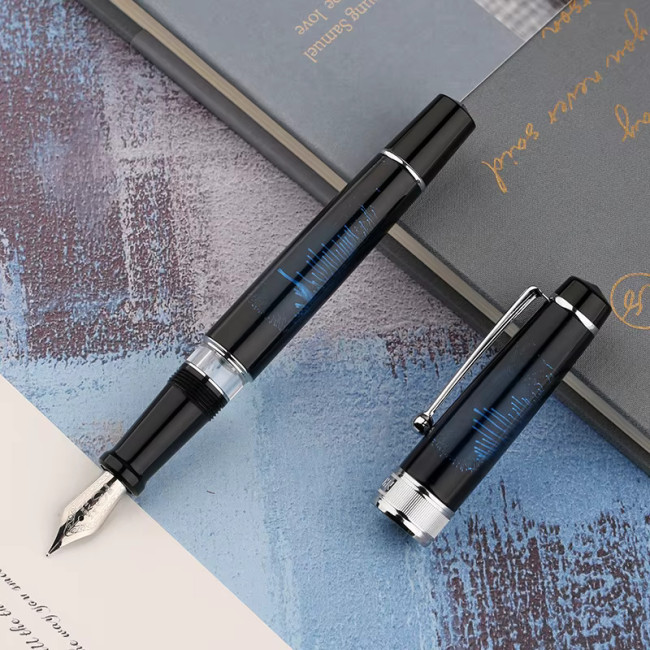 Перьевая ручка с поршневой заправкой Moonman T5 Blue Fireworks