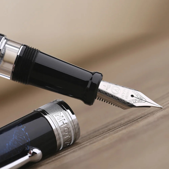 Перьевая ручка с поршневой заправкой Moonman T5 Blue Fireworks