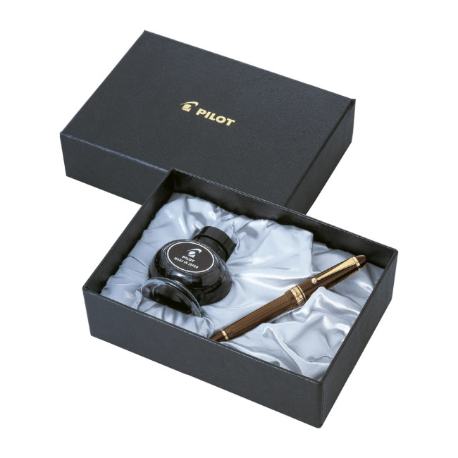 Перова ручка Pilot Custom 823 Коричнева із золотим пером Подарунковий набір Перова ручка Pilot Custom 823 Коричнева із золотим пером Подарунковий набір